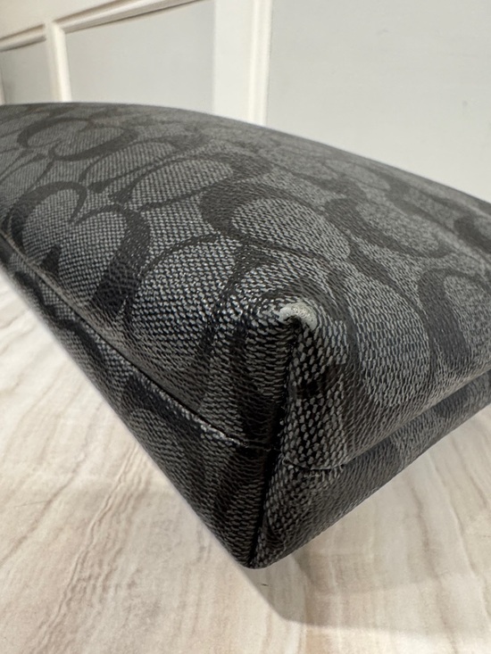 Coach Black File Signature Crossbody Bag - Picture 14 of 17